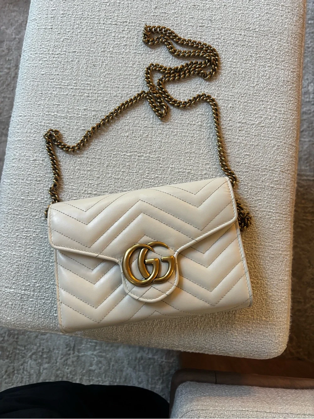 Gucci Cream Matelassé Chevron Shoulder Bag with Gold Double G